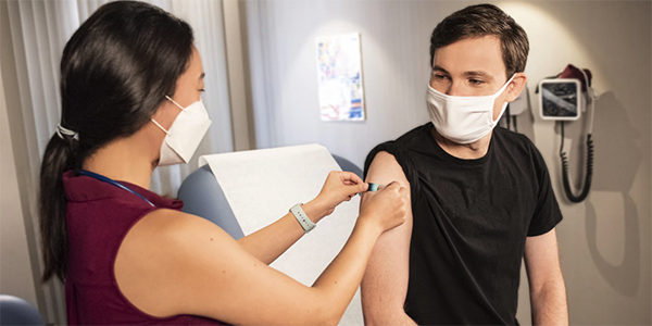 Les nouveaux variants du coronavirus propulsent le Canada en pleine troisième vague