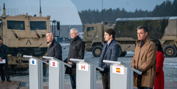 Les forces canadiennes poursuivront leur mission de dissuasion en Europe