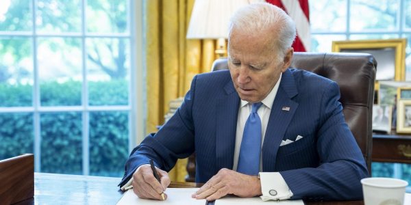 Biden a signé un second décret pour protéger l’accès à l’avortement