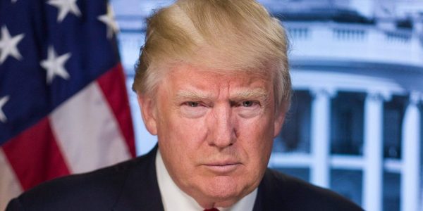 Fraude électorale: Trump a décidé de répandre un mensonge, dit le comité