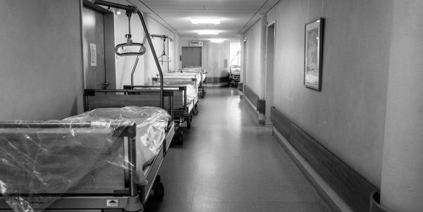 Plus de 2000 Québécois sont hospitalisés en lien avec la Covid-19