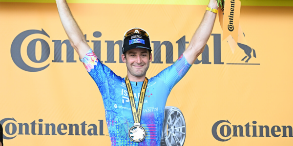 Le cycliste québécois Hugo Houle a gagné une étape du Tour de France