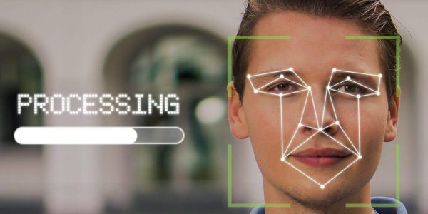 Une étude soulève les risques de l’usage de la reconnaissance faciale au Parlement