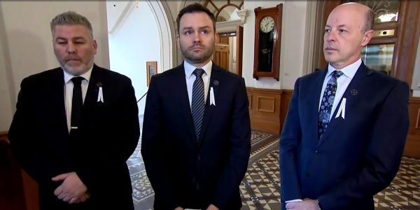Les 3 députés du Parti québécois n’ont pas pu entrer au Salon bleu