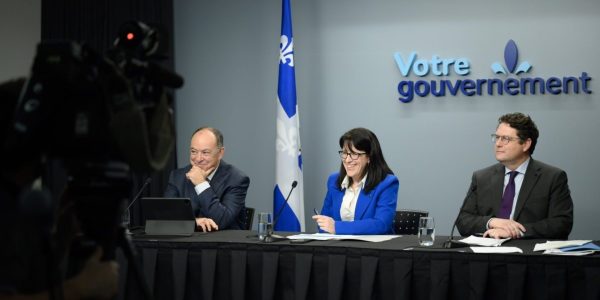 Salaires dans le secteur public: les syndicats rejettent l’offre de Québec
