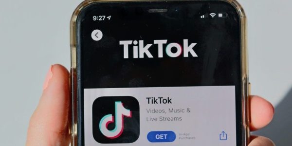 Pourquoi Québec et Ottawa interdisent TikTok à leurs fonctionnaires?