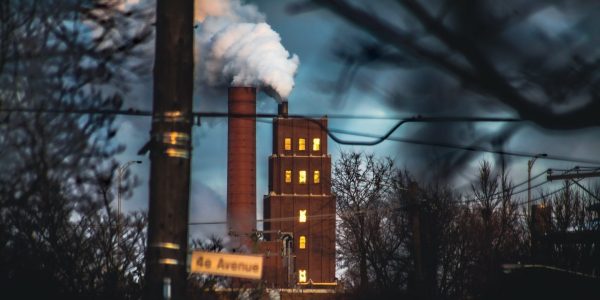 Québec propose de faire payer davantage les grands pollueurs