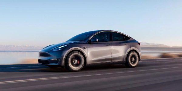 Tesla se prépare à importer un Model Y moins cher conçu pour le Canada
