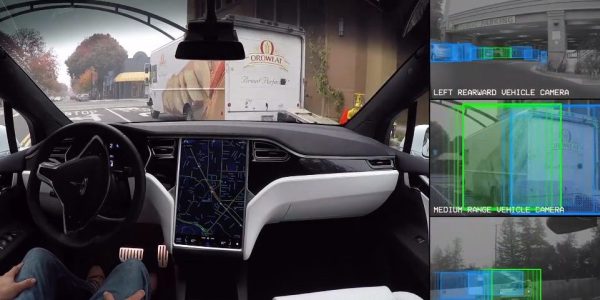 Tesla se prépare à défendre en justice son système Autopilot