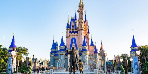 Disney mise sur ses parcs thématiques et ses croisières