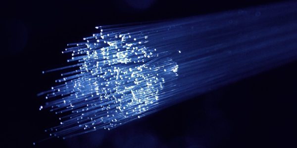 Les petits fournisseurs internet pourront utiliser les réseaux de fibre optique des plus grands