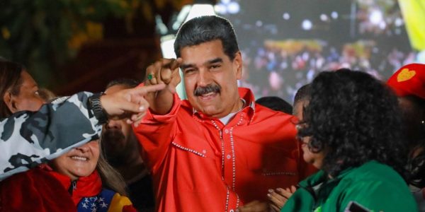 Au Venezuela, le parti du président a remporté une victoire écrasante à des élections boycottées par l’opposition