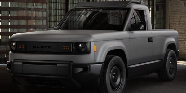 Une entreprise soutenue par Jeff Bezos veut lancer une camionnette électrique bon marché