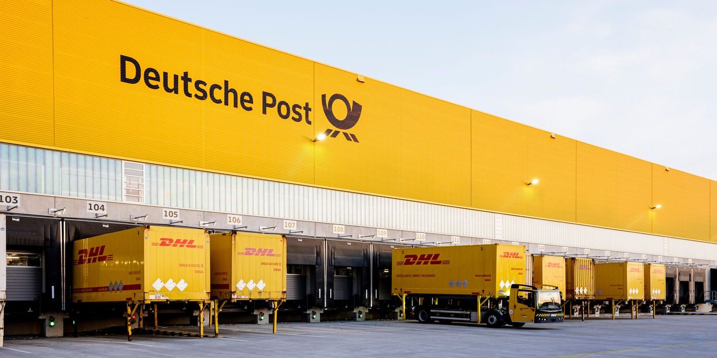 DHL Express a mis à pied plus de 2000 employés