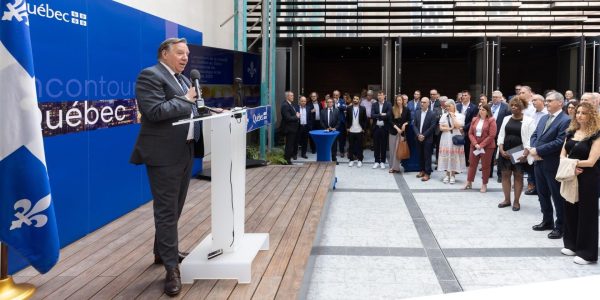 François Legault termine aujourd’hui une mission de quatre jours en France