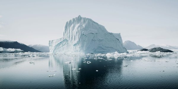 Le Canada rétablit le poste d’ambassadeur pour l’Arctique, et y nomme une ambassadrice