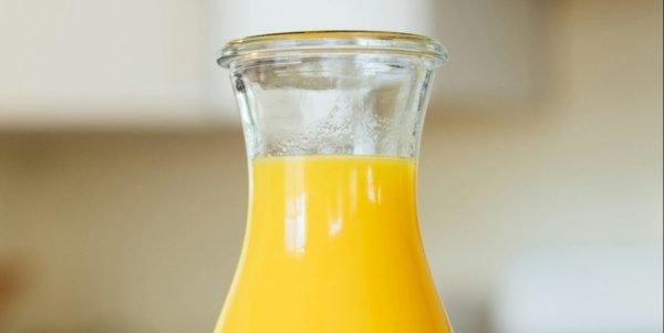 Les Canadiens achètent de moins en moins de jus d’orange américain