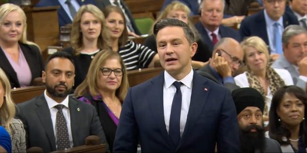 Premier face-à-face entre Mark Carney et Pierre Poilievre 