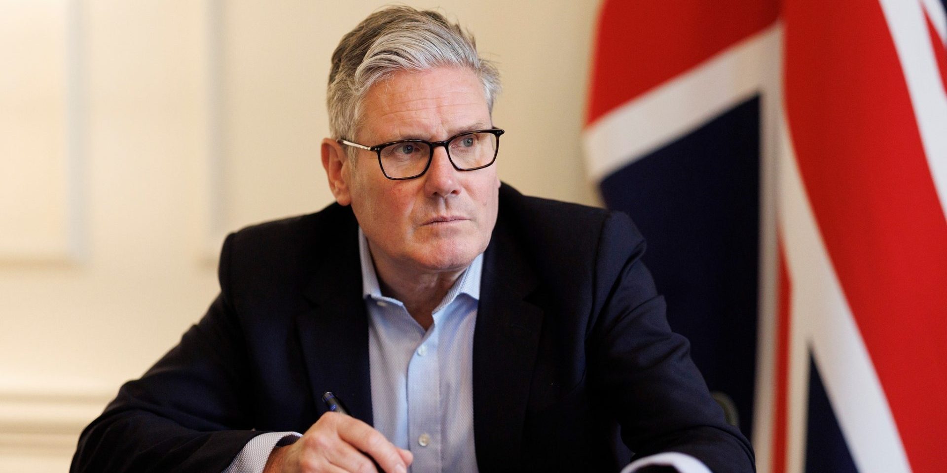 Le Royaume-Uni durcit drastiquement sa politique d’immigration 