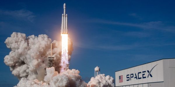 SpaceX préparerait une entrée record en bourse