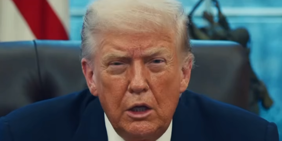 Donald Trump veut imposer de nouveaux tarifs douaniers de 15% 