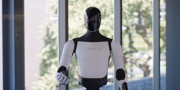 Tesla va mettre fin à la production de deux modèles pour se concentrer sur les robots