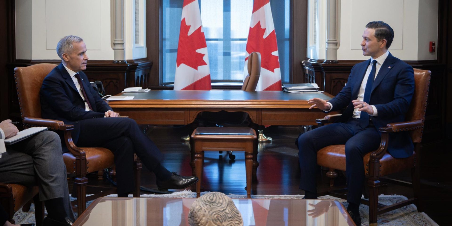 À Ottawa, les libéraux et les conservateurs seraient prêts à collaborer 